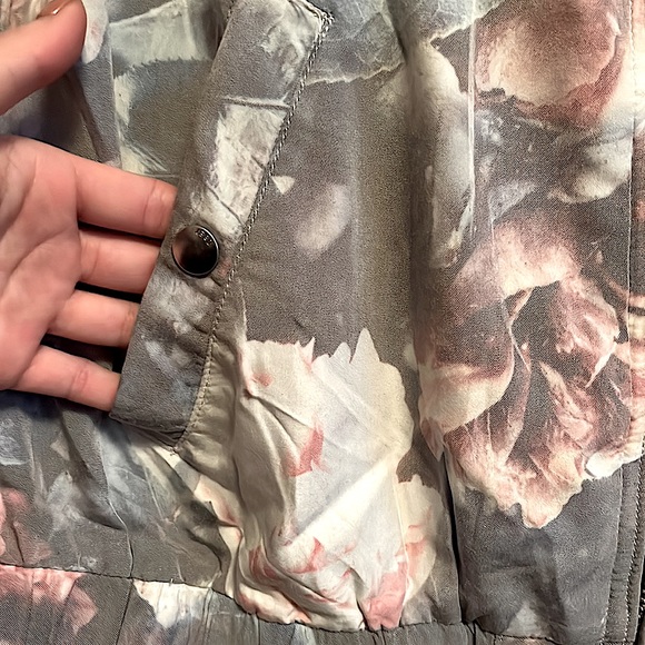 OBEY Lightweight Zip Floral Bomber-Style Jacket - Picture 6 of 9